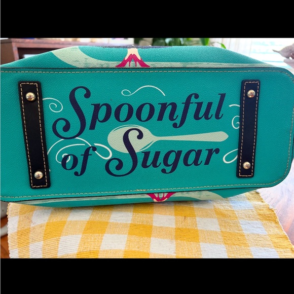 Disney Dooney & Bourke Mary Poppins Tote - Picture 5 of 6